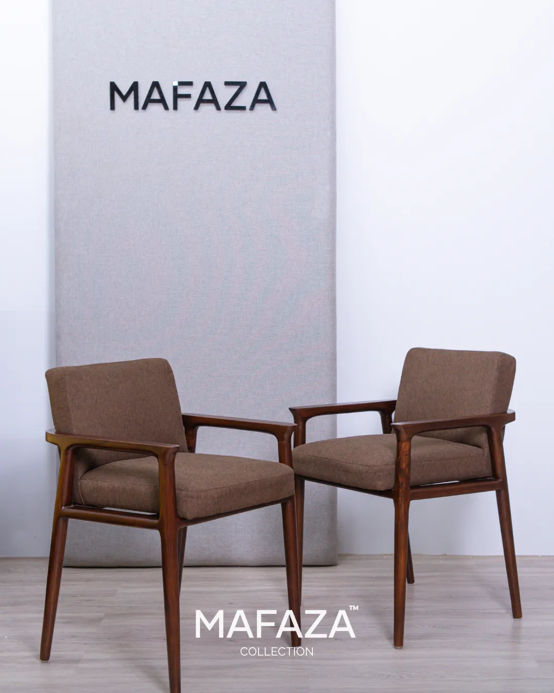 Minimalist Finn Dining Chair in Solid Teak