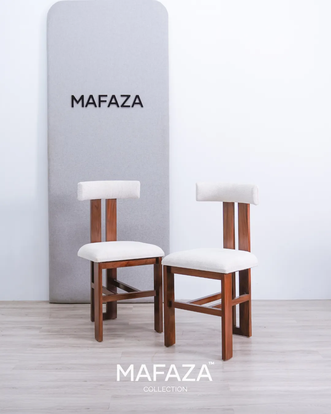 Gevena Counter Stool in Solid Teak Wood