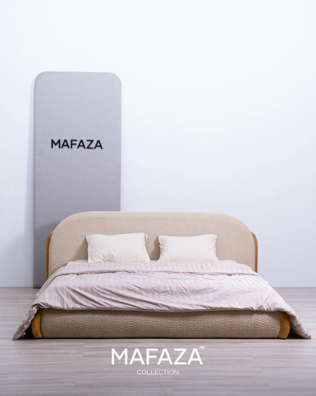 Simple Vess Bed Frame 180x200 in Solid Teak Wood