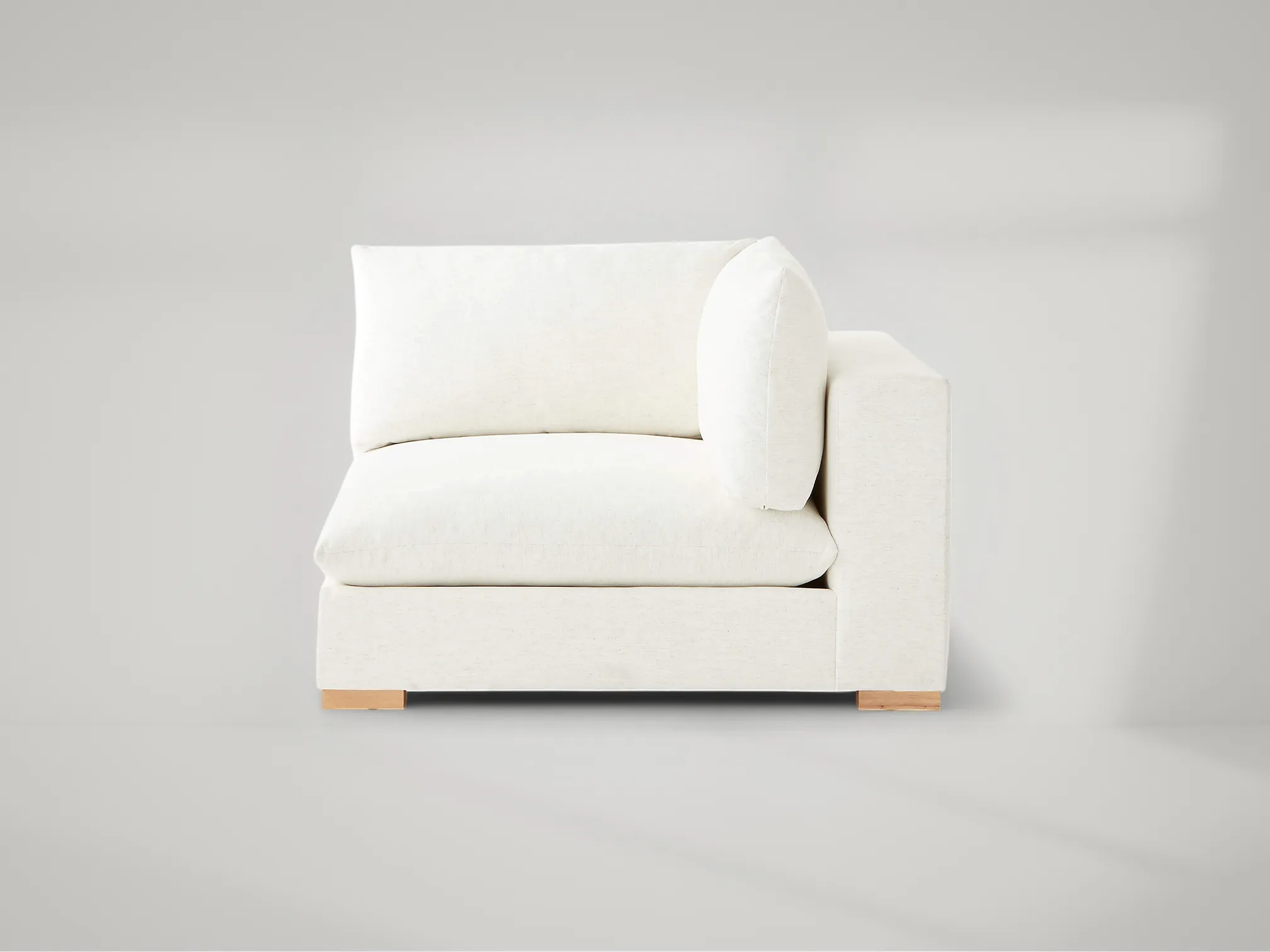 Deseo Corner Chair – Corner modular chair in certified teak wood and soft upholstery by Mafaza Living